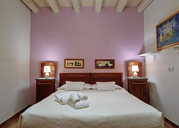 Rossella Castelnuovo del Garda