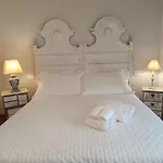 Πανσιόν Rossella 4*