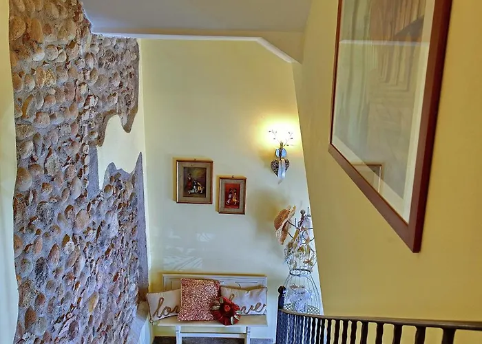 בית הארחה Rossella 4*